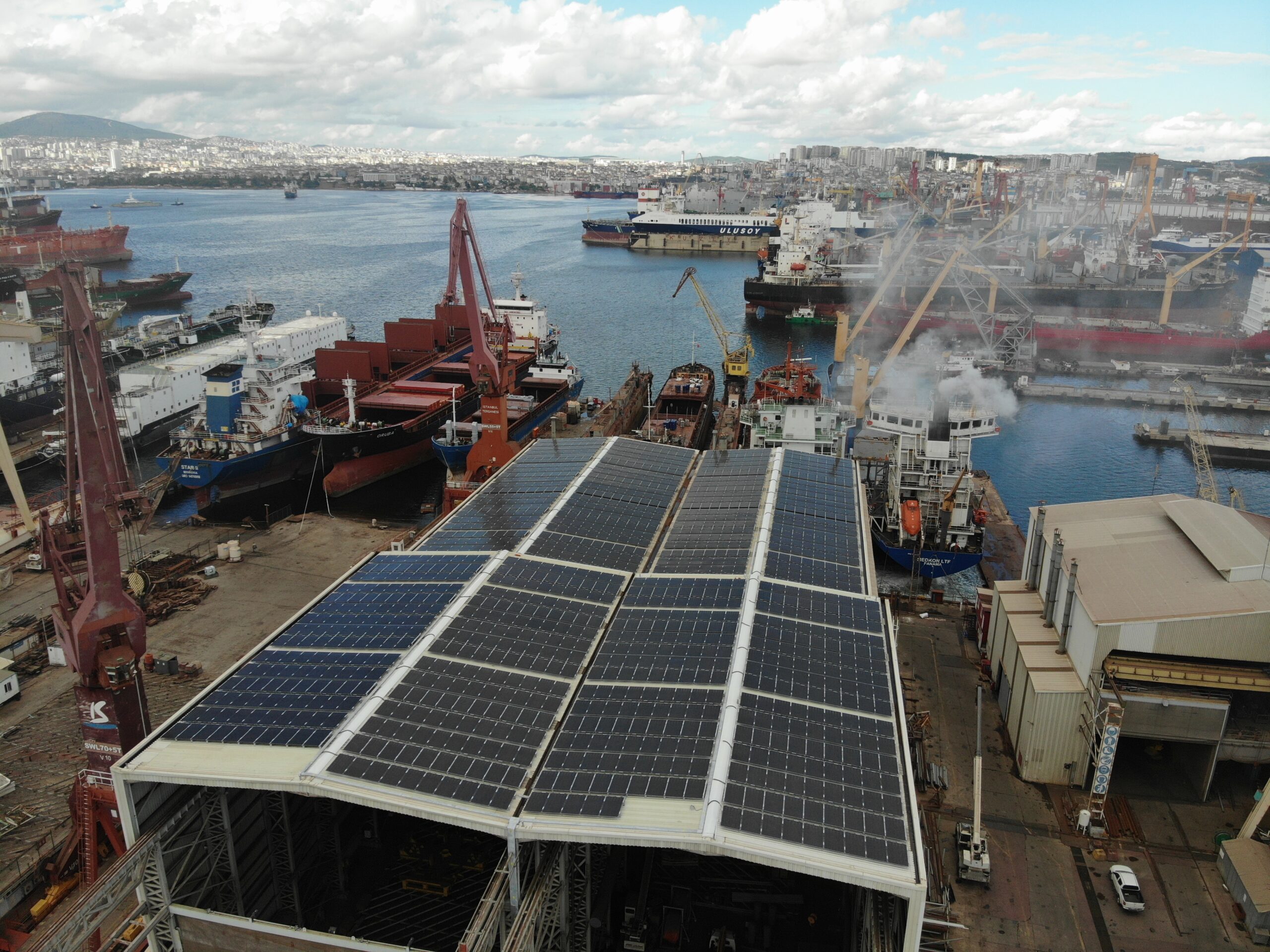 İstanbul Tersanesi GES – İstanbul; Bifacial Çatı GES