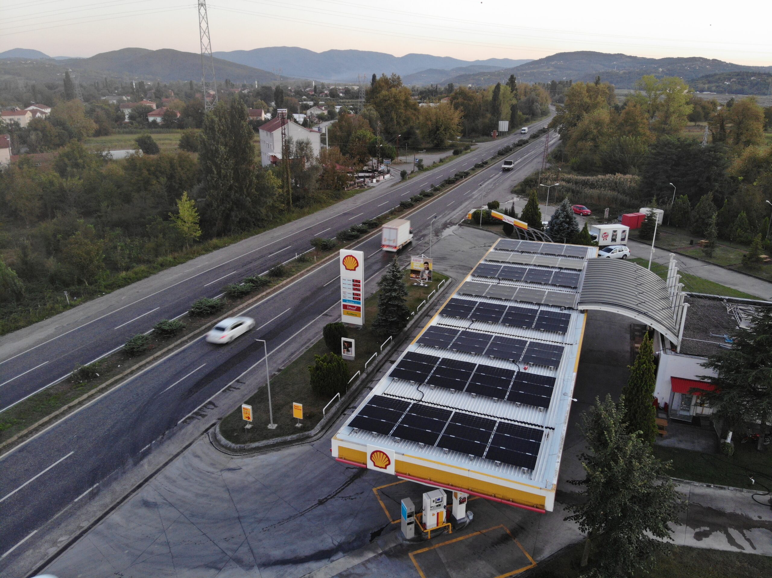 Shell Kanopi – Zonguldak / Çaycuma Proje Tipi: Bifacial Kanopi
